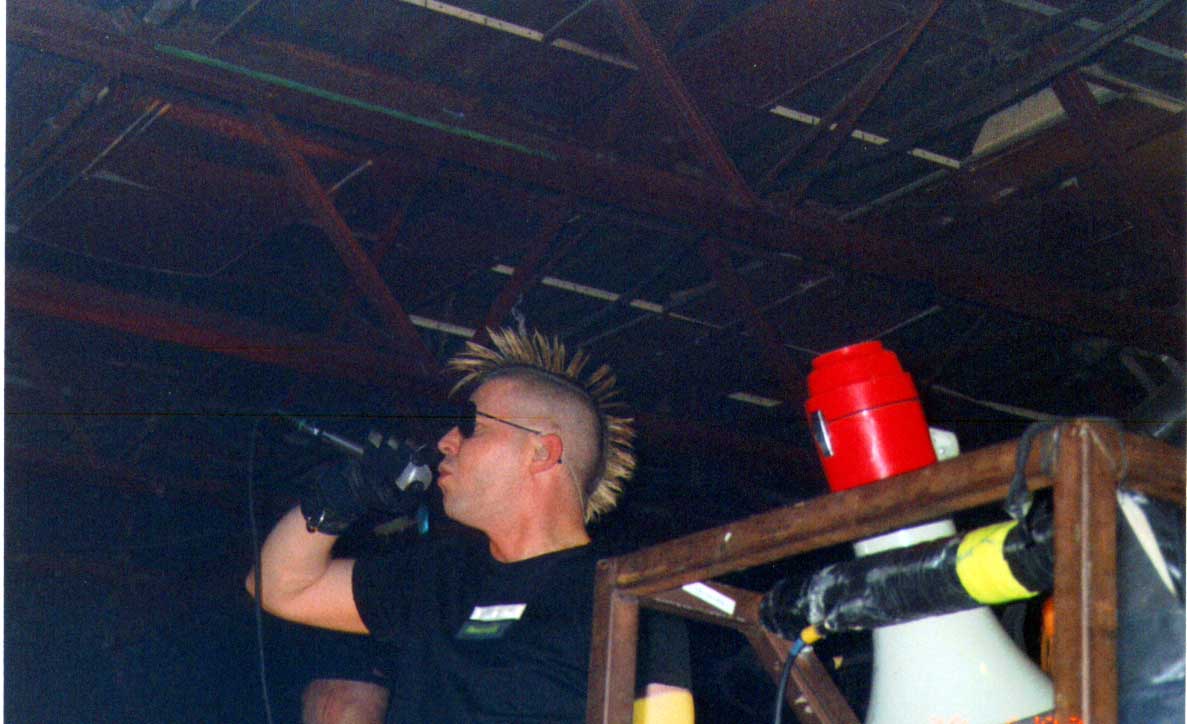 kmfdm08.jpg